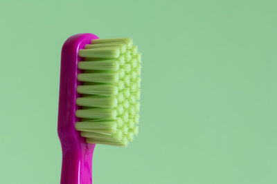 colgate vs oral-b toothpaste comparison